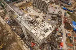 Baustelle aus der Luft fotografiert
